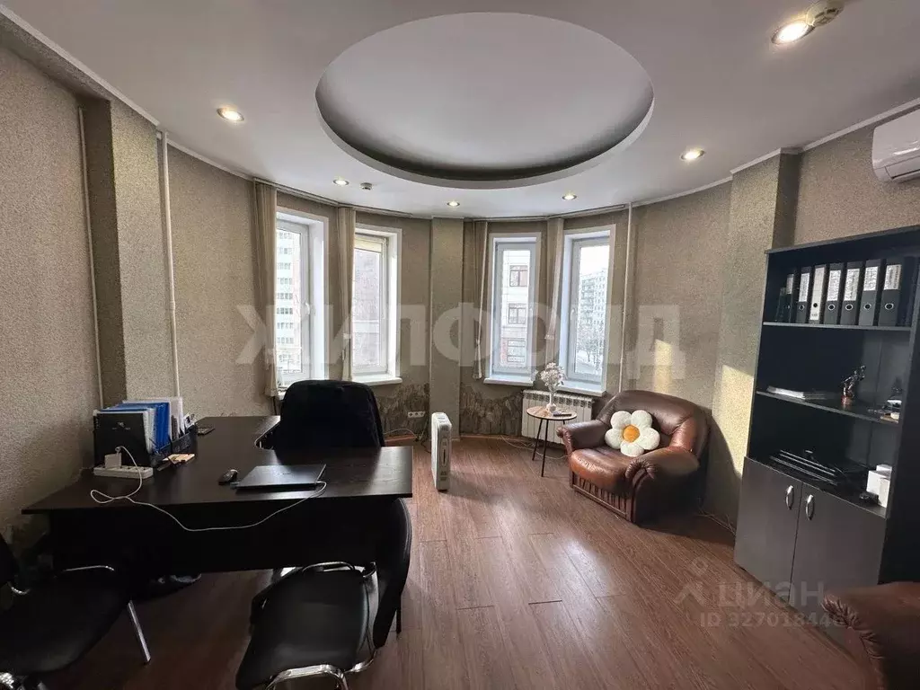 Офис в Новосибирская область, Новосибирск ул. Дуси Ковальчук, 252 (210 ... - Фото 1