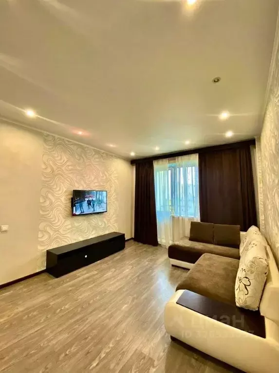 1-к кв. Тюменская область, Тюмень ул. Муравленко, 3к1 (37.1 м) - Фото 1