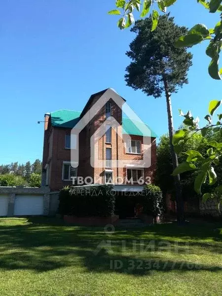 Дом в Самарская область, Волжский район, Курумоч с/пос, с. Курумоч пл. ... - Фото 1