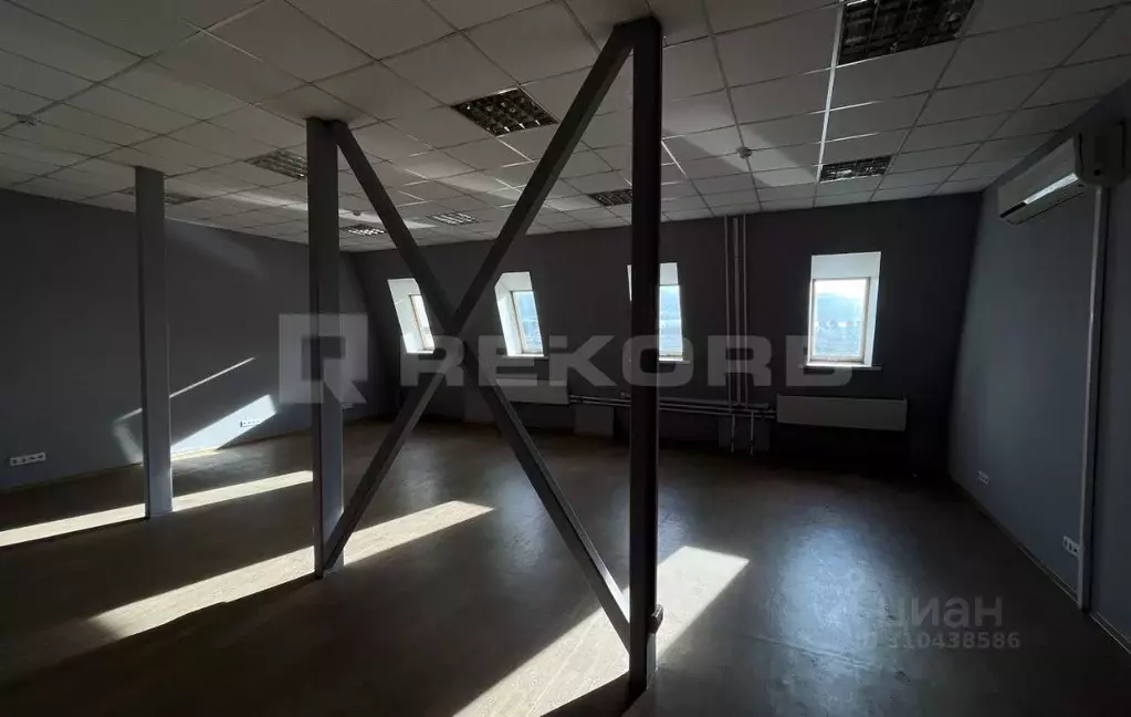 Офис в Санкт-Петербург Цветочная ул., 16 (94 м) - Фото 1
