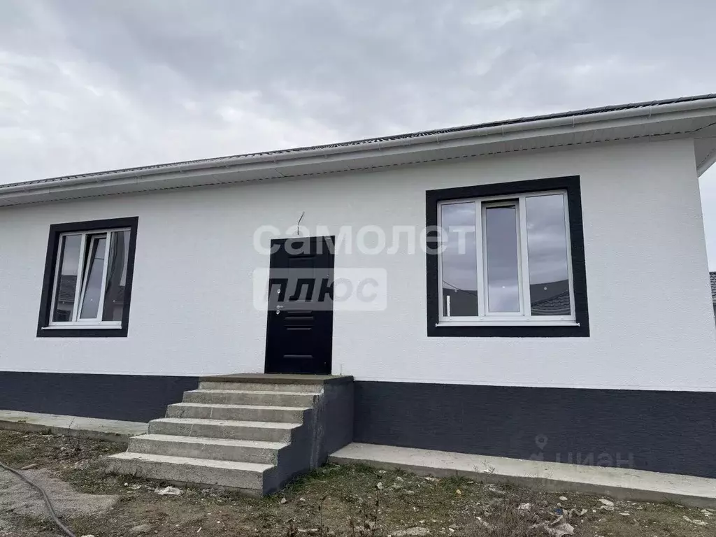 Дом в Краснодарский край, Новороссийск городской округ, Семигорский ... - Фото 1