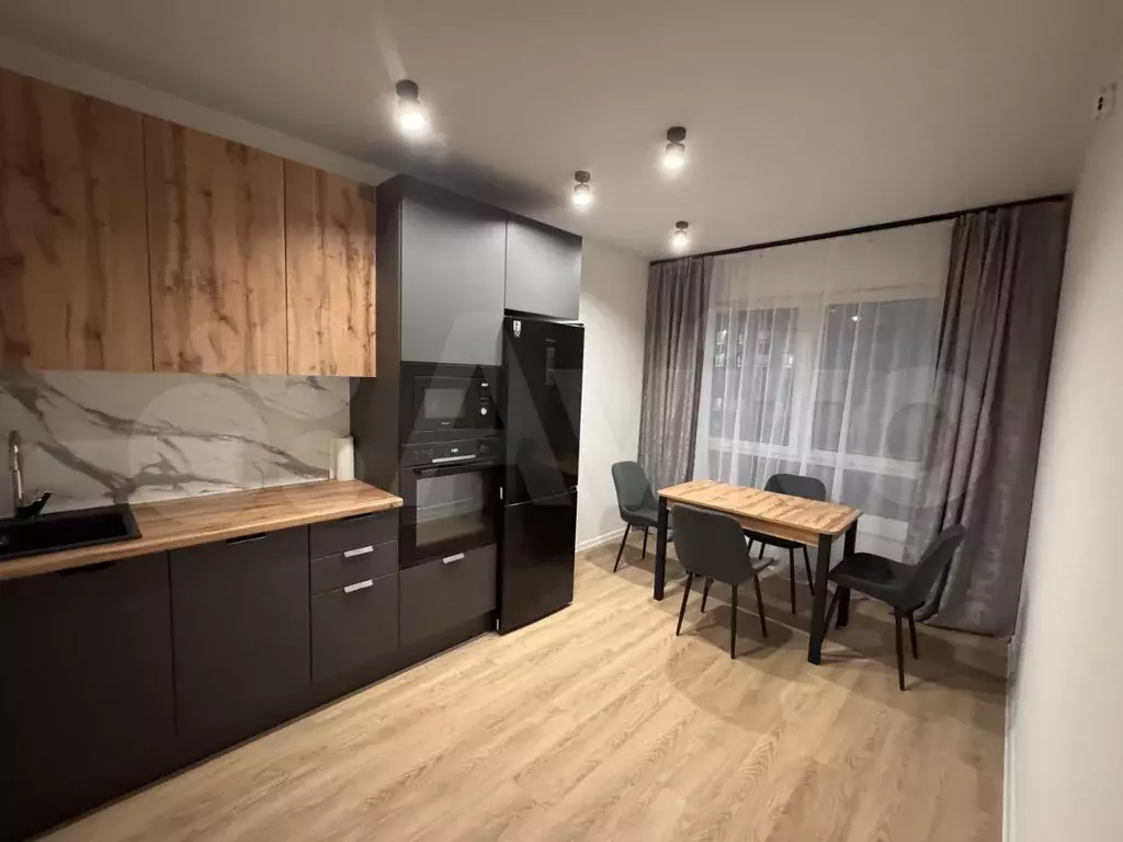 2-к. квартира, 55 м, 9/16 эт. - Фото 1
