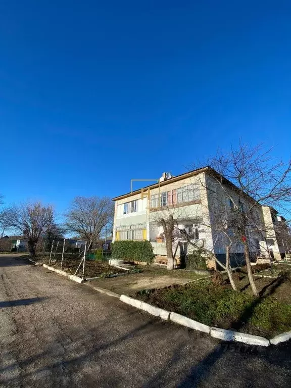 2-к кв. Крым, Первомайский район, Кормовское с/пос, с. Кормовое ул. ... - Фото 2