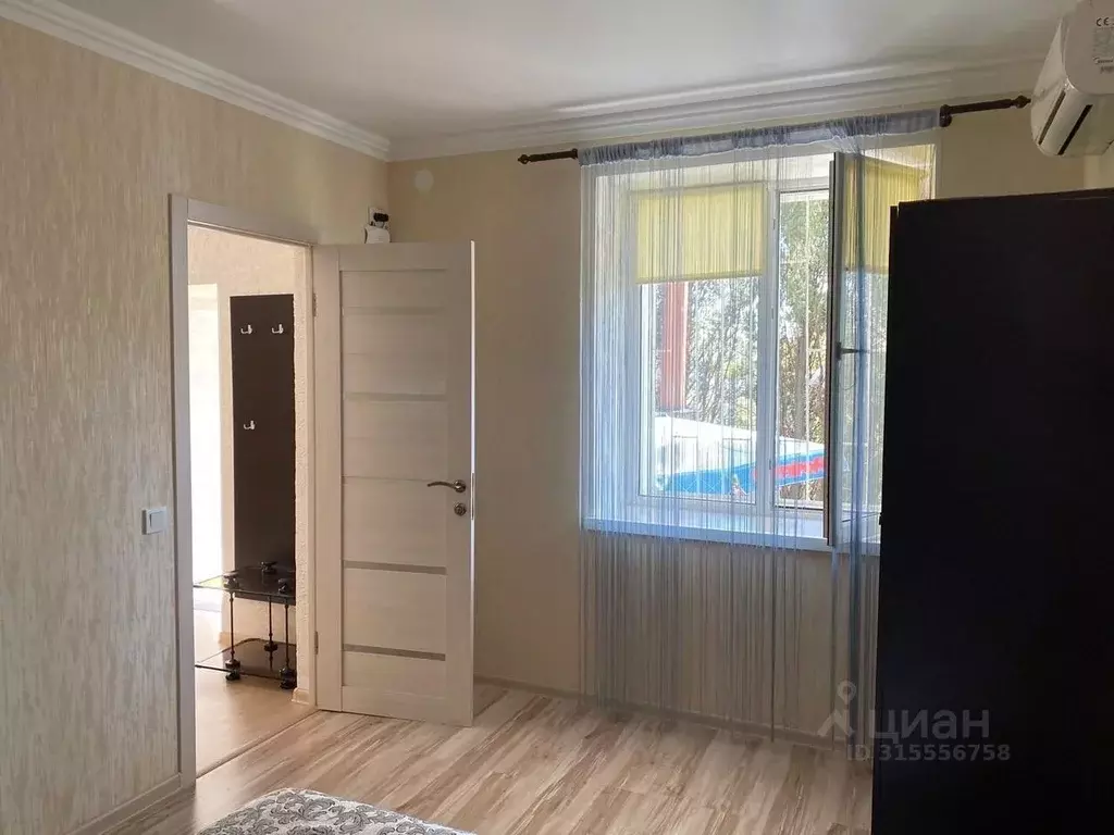 Комната Крым, Алупка Ялта городской округ, ул. Калинина (50.0 м) - Фото 0