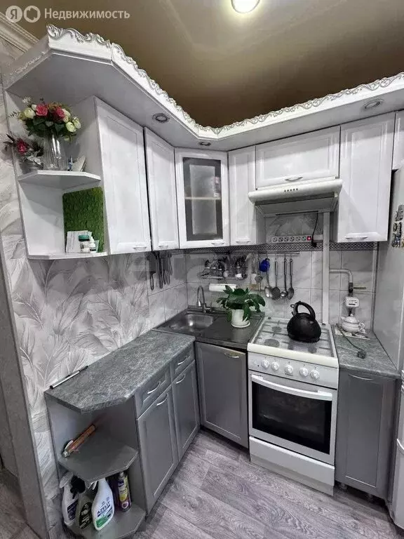 2-комнатная квартира: Оренбург, улица Конституции СССР, 18 (44.2 м) - Фото 1