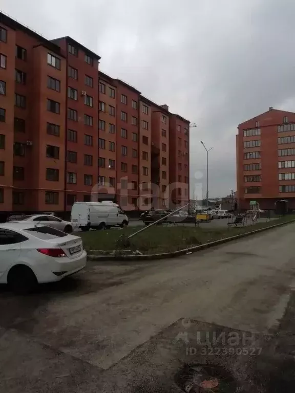 1-к кв. Северная Осетия, Владикавказ ул. Курсантов-Кировцев, 25К (51.5 ... - Фото 0