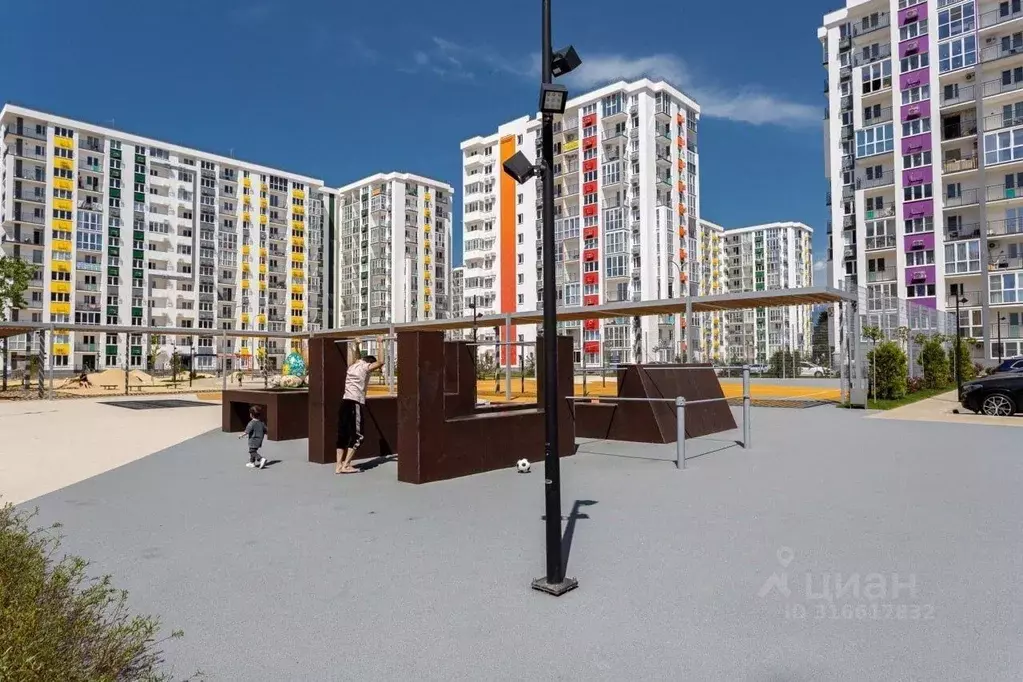 1-к кв. Краснодарский край, Сириус пгт ул. Акаций, 34к3 (45.4 м) - Фото 1