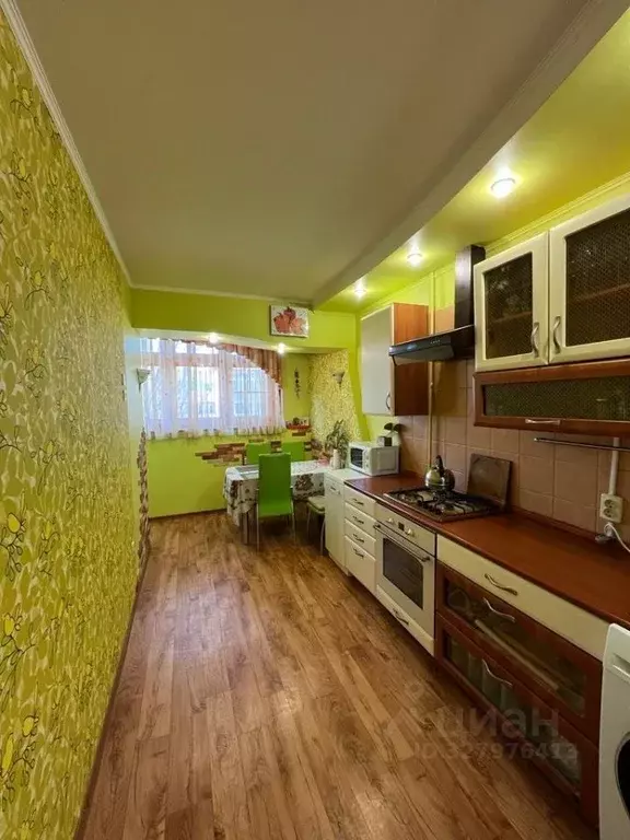 3-к кв. Астраханская область, Астрахань Хибинская ул., 4 (70.1 м) - Фото 2