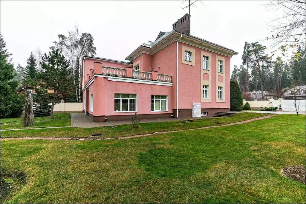 Коттедж в Московская область, Одинцовский городской округ, пос. ... - Фото 1