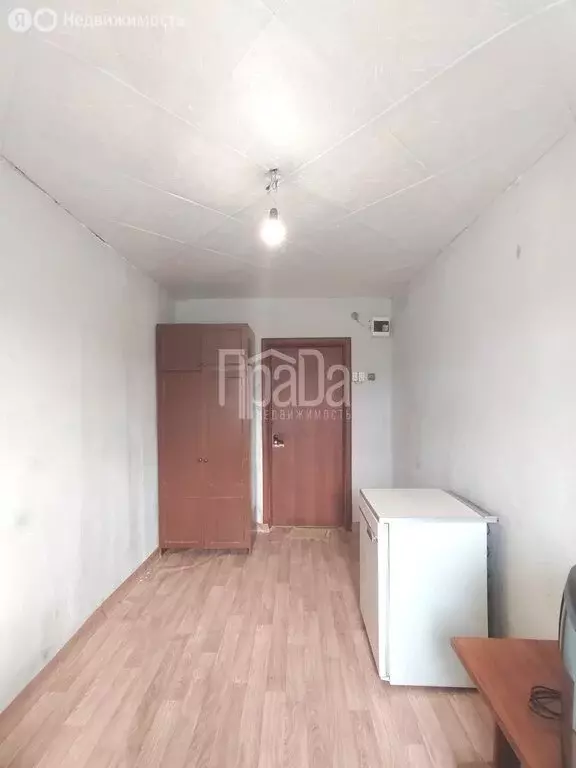 1к в 4-комнатной квартире (10 м) - Фото 1