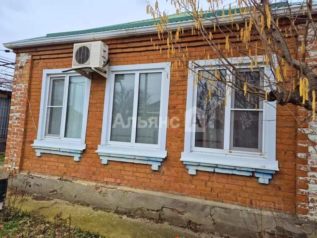Дом в Краснодарский край, Усть-Лабинск ул. Шевченко (70 м) - Фото 1