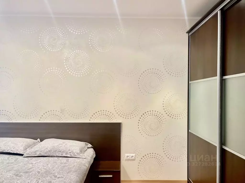 1-к кв. Свердловская область, Екатеринбург ул. Крылова, 27 (50.0 м) - Фото 1