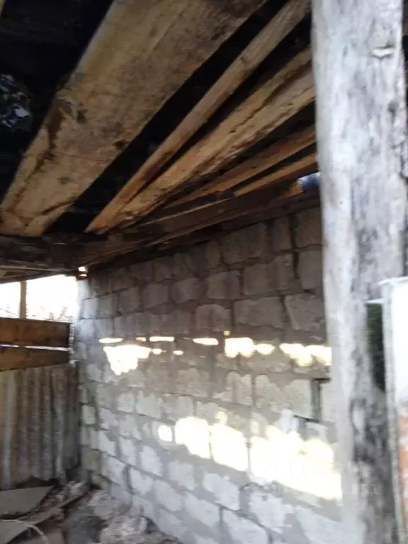 Гараж в Крым, Советский район, с. Пруды ул. Шакина, 19 (30 м) - Фото 1