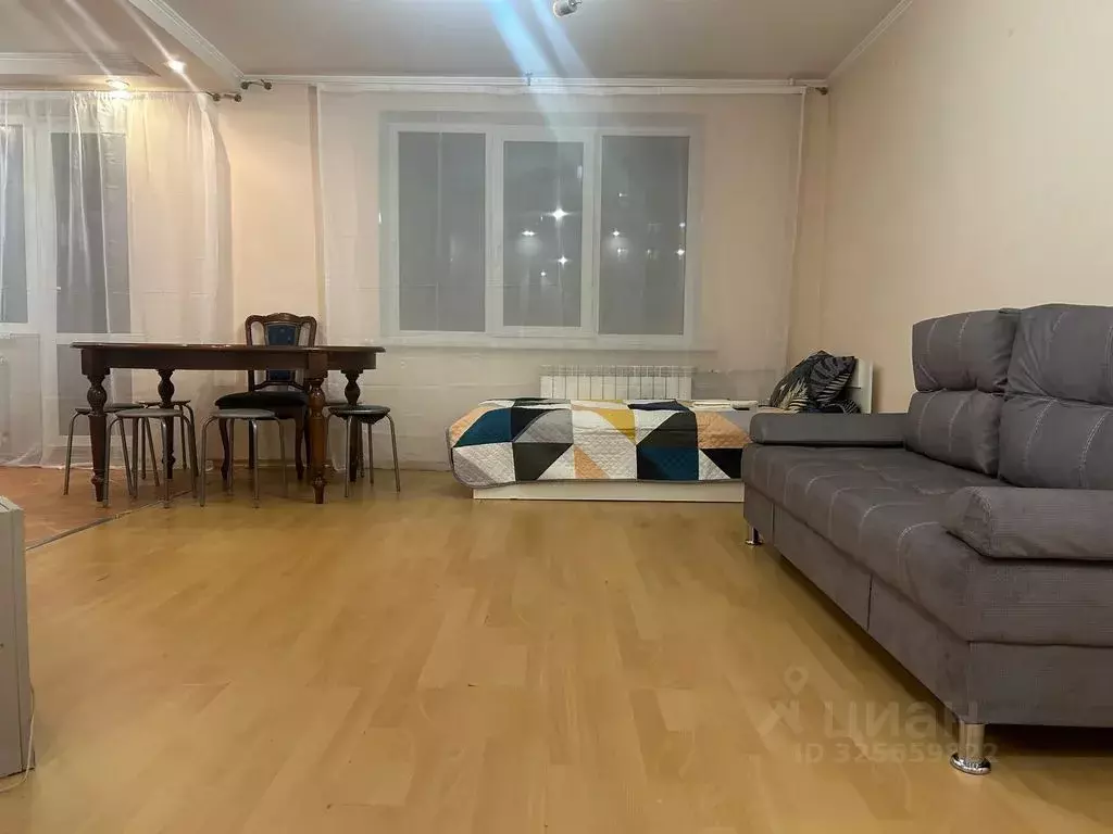 3-к кв. Татарстан, Альметьевск ул. Шевченко, 116 (80.0 м) - Фото 1