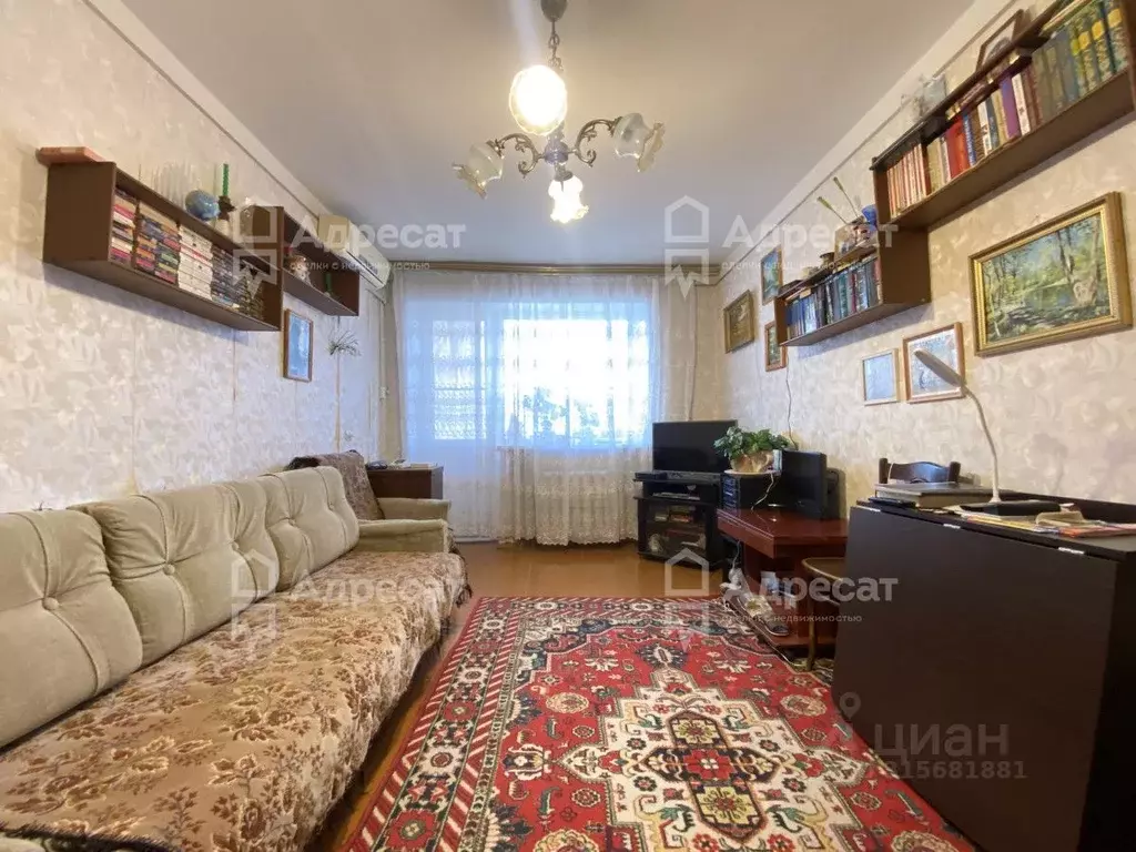 3-к кв. Волгоградская область, Волгоград ул. Ткачева, 6 (57.7 м) - Фото 0