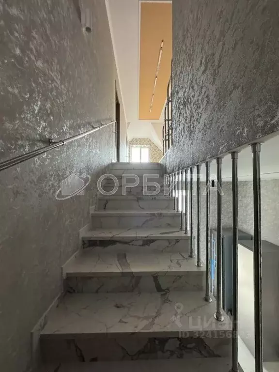 Дом в Тюменская область, Тюмень Центральная пл. (243 м) - Фото 2