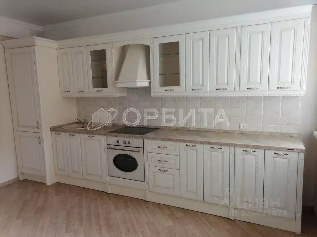 3-к кв. Тюменская область, Тюмень ул. 30 лет Победы, 50к1 (123.7 м) - Фото 1