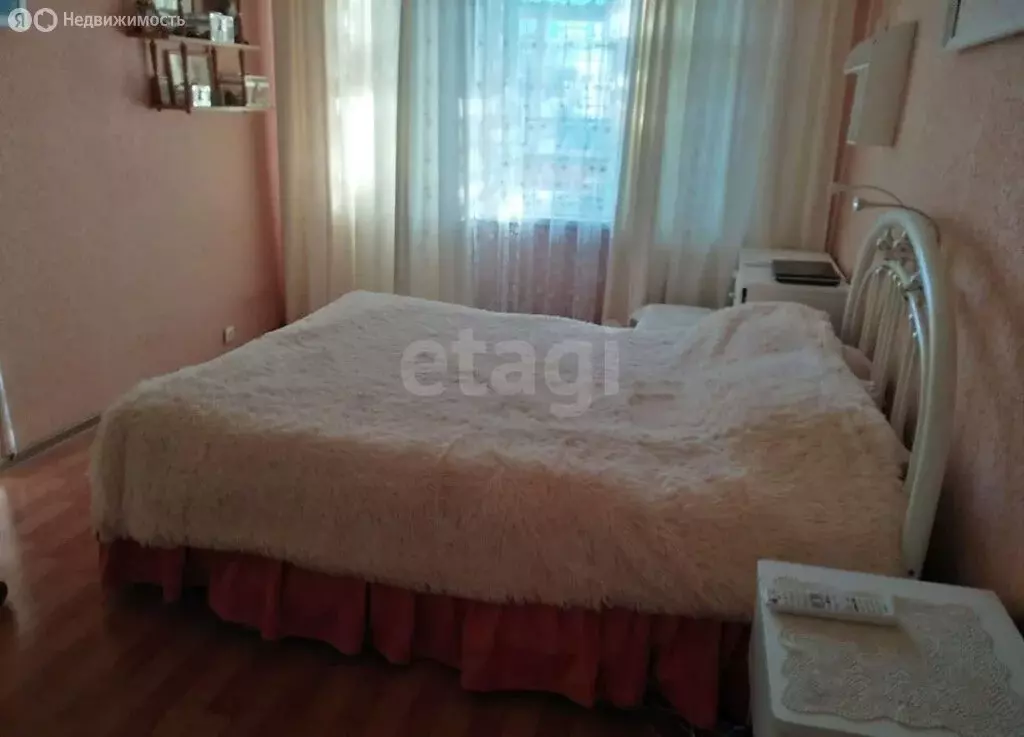3-комнатная квартира: Пермь, улица Крисанова, 3 (61.6 м) - Фото 2