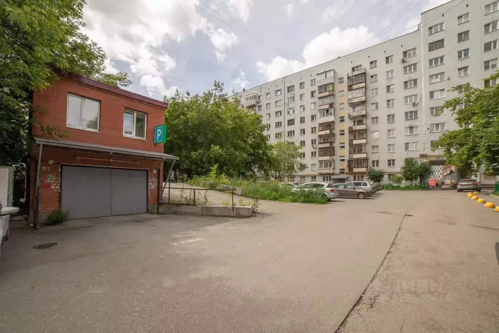 Гараж в Свердловская область, Екатеринбург ул. Московская, 225к4 (37 ... - Фото 0