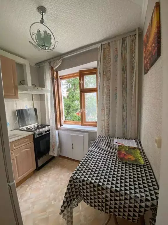 2-к кв. Челябинская область, Челябинск Днепровская ул., 2Д (45.0 м) - Фото 0
