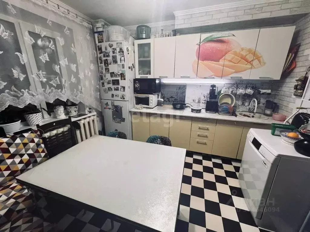 2-к кв. Ямало-Ненецкий АО, Салехард Совхозная ул., 15 (58.0 м) - Фото 1