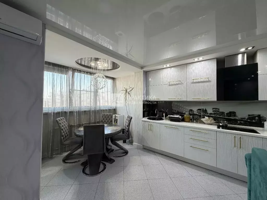 Продается 3-комнатная квартира - Фото 2