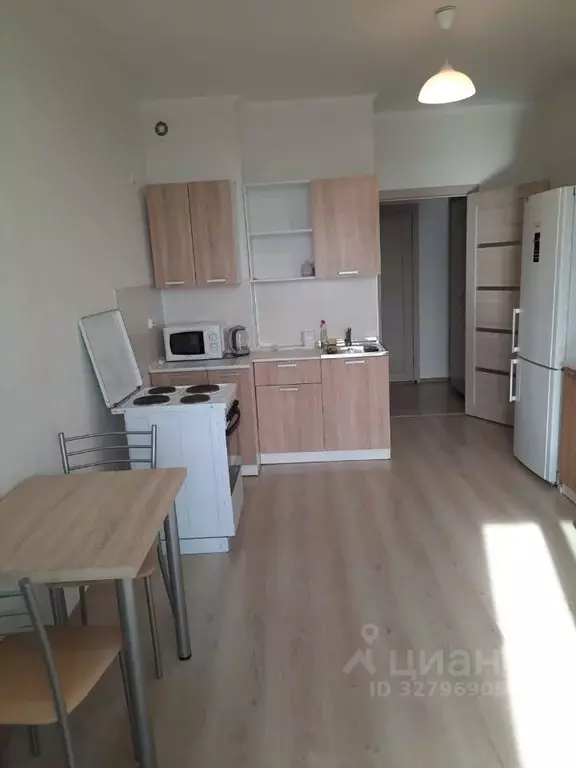 1-к кв. Свердловская область, Екатеринбург ул. Чапаева, 79 (30.0 м) - Фото 1