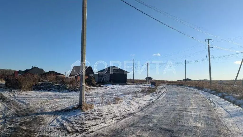 Участок в Тюменская область, Тюменский район, д. Большие Акияры  (9.0 ... - Фото 1