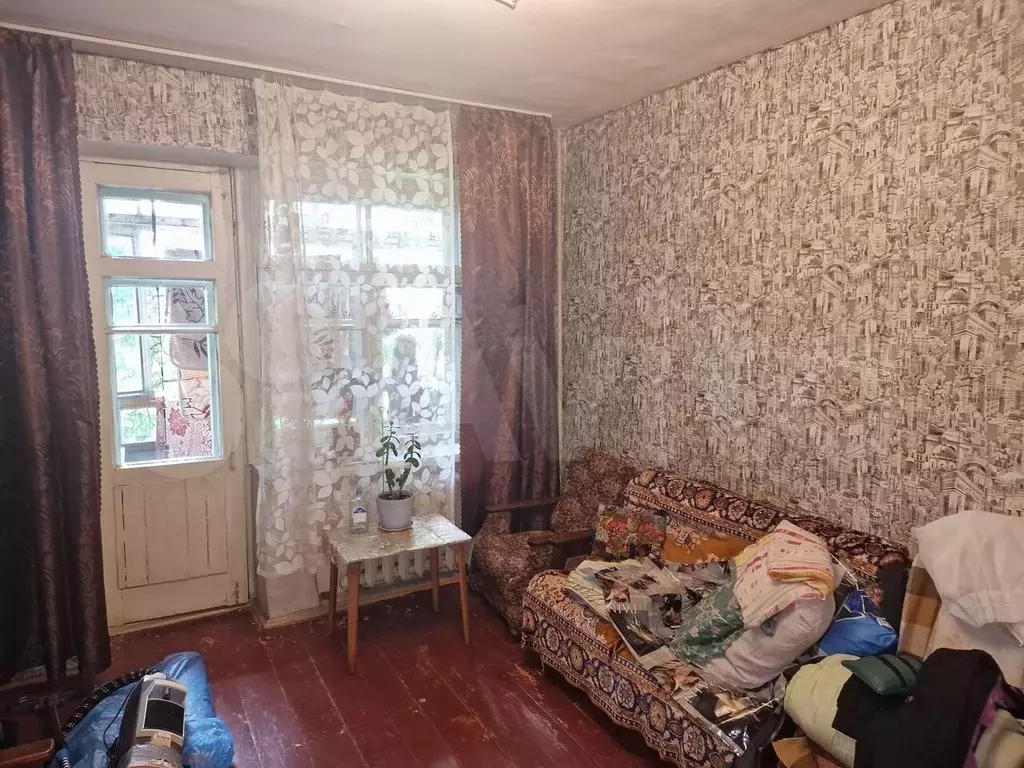 Комната 14 м в 3-к., 2/4 эт. - Фото 0
