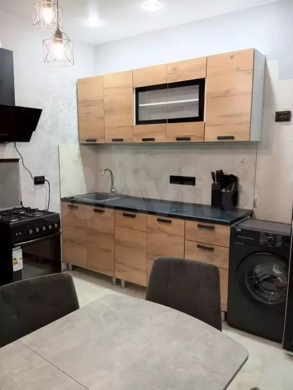 1-к. квартира, 40 м, 7/10 эт. - Фото 0