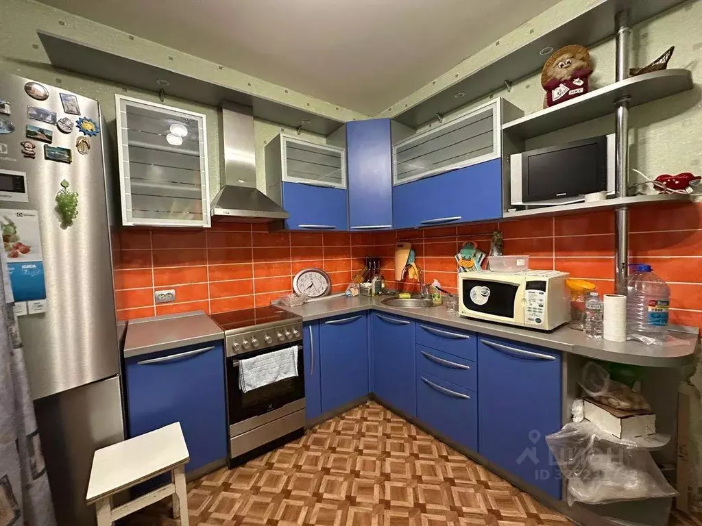 2-к кв. Белгородская область, Старый Оскол Степной мкр, 7 (67.0 м) - Фото 0