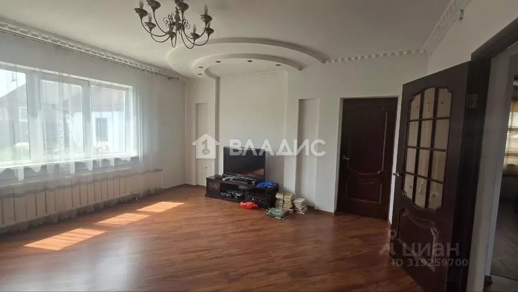 Дом в Бурятия, Иволгинский район, Нижнеиволгинское с/пос, с. Нижняя ... - Фото 0