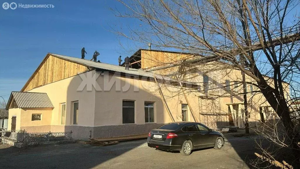 Дом в Кызыл, Ровенская улица (1600 м) - Фото 2