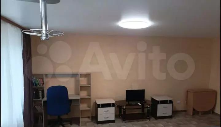 2-к. квартира, 60 м, 2/5 эт. - Фото 1