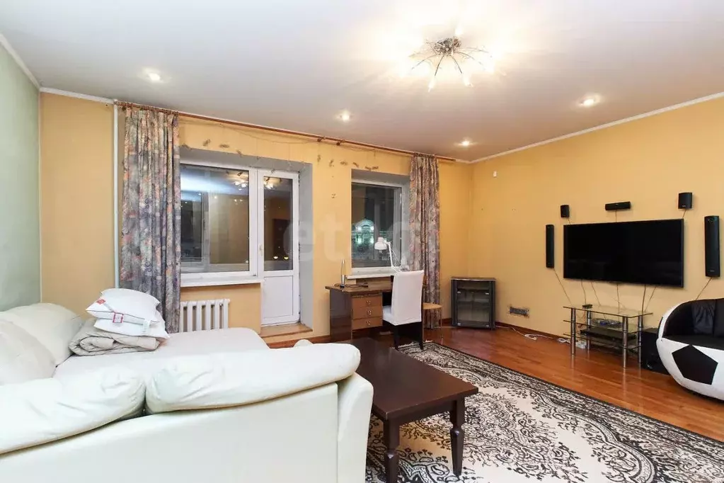 3-к кв. Тюменская область, Тюмень Первомайская ул., 44к2 (82.0 м) - Фото 1