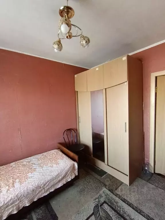 Комната Алтайский край, Барнаул ул. Панфиловцев, 3 (12.0 м) - Фото 1