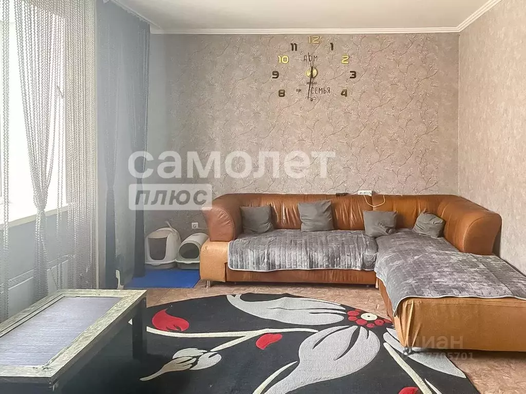 3-к кв. Кемеровская область, Киселевск ул. 50 лет города, 49 (90.2 м) - Фото 0