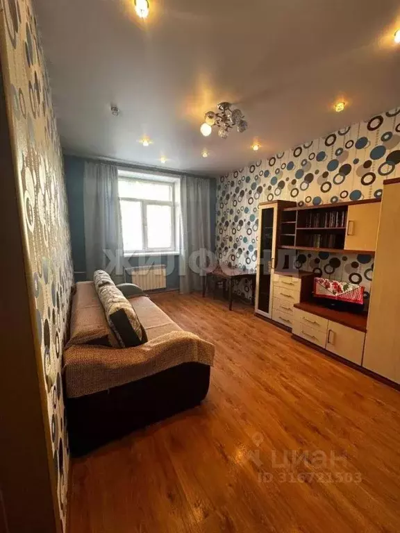 3-к кв. Новосибирская область, Новосибирск ул. Мира, 42 (73.6 м) - Фото 0