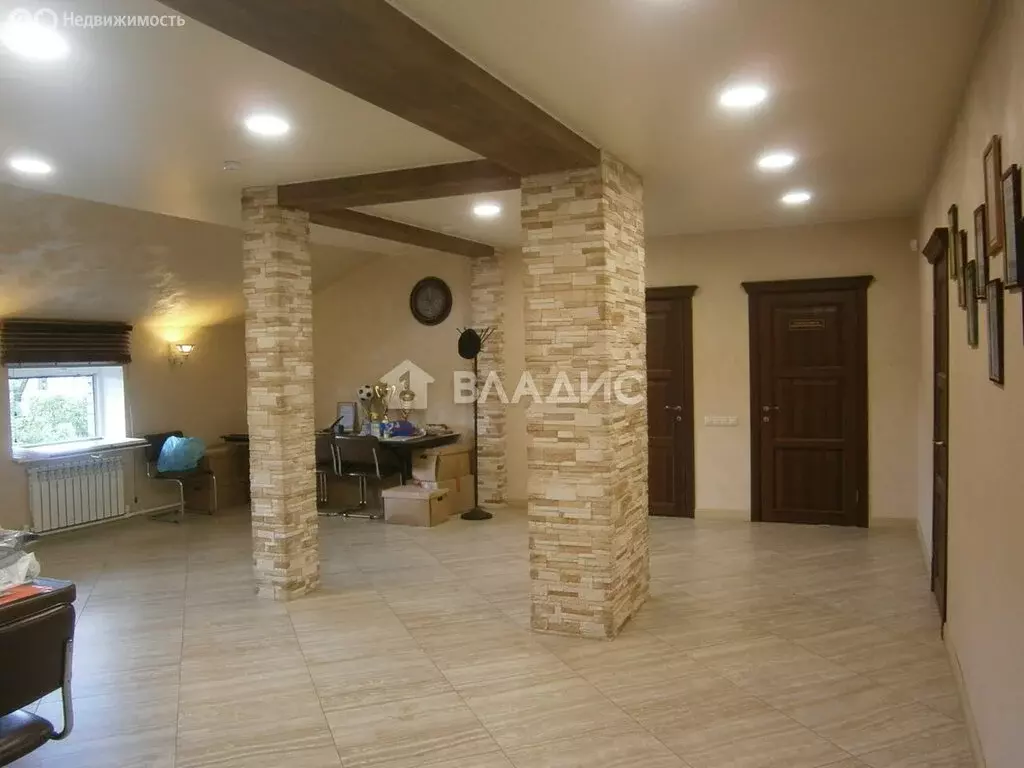 Торговая площадь (384.6 м) - Фото 1