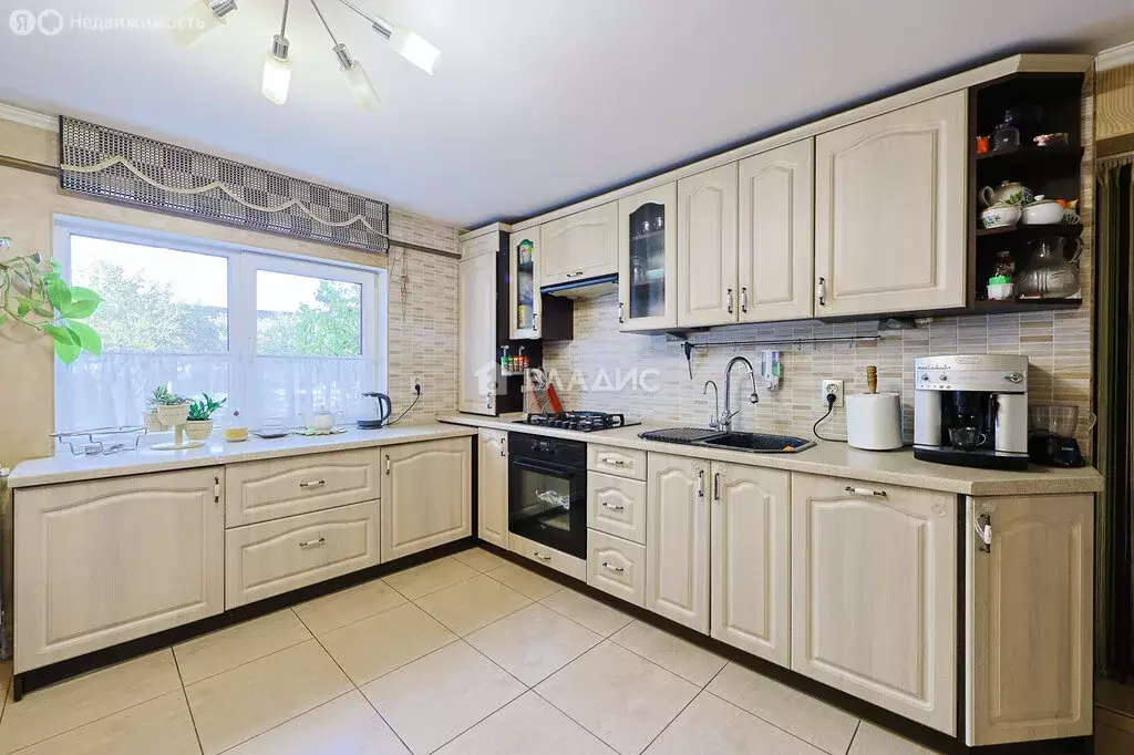 6-комнатная квартира: Васильково, Шатурская улица, 3 (251.3 м) - Фото 1