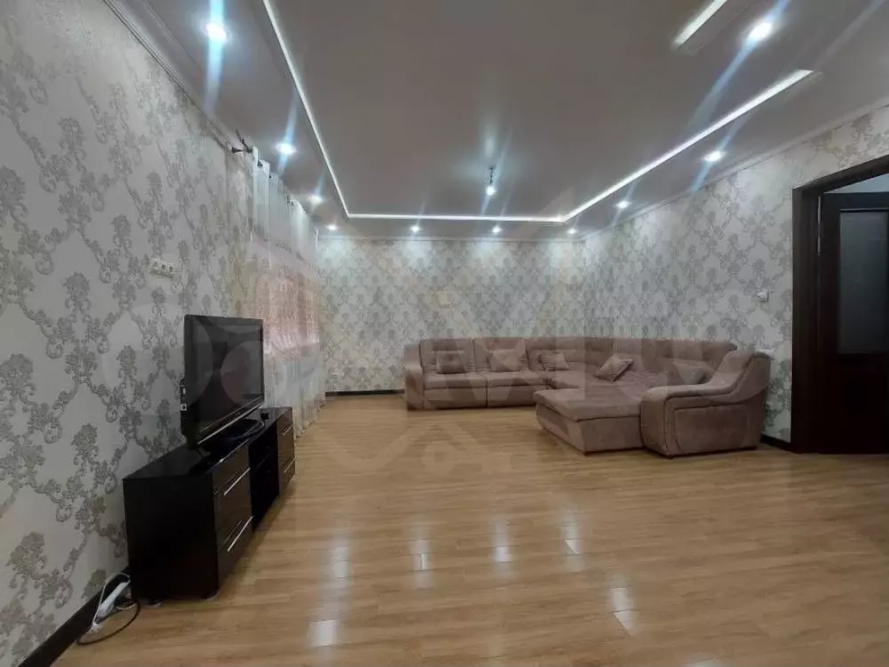 Дом 200 м на участке 2 сот. - Фото 0