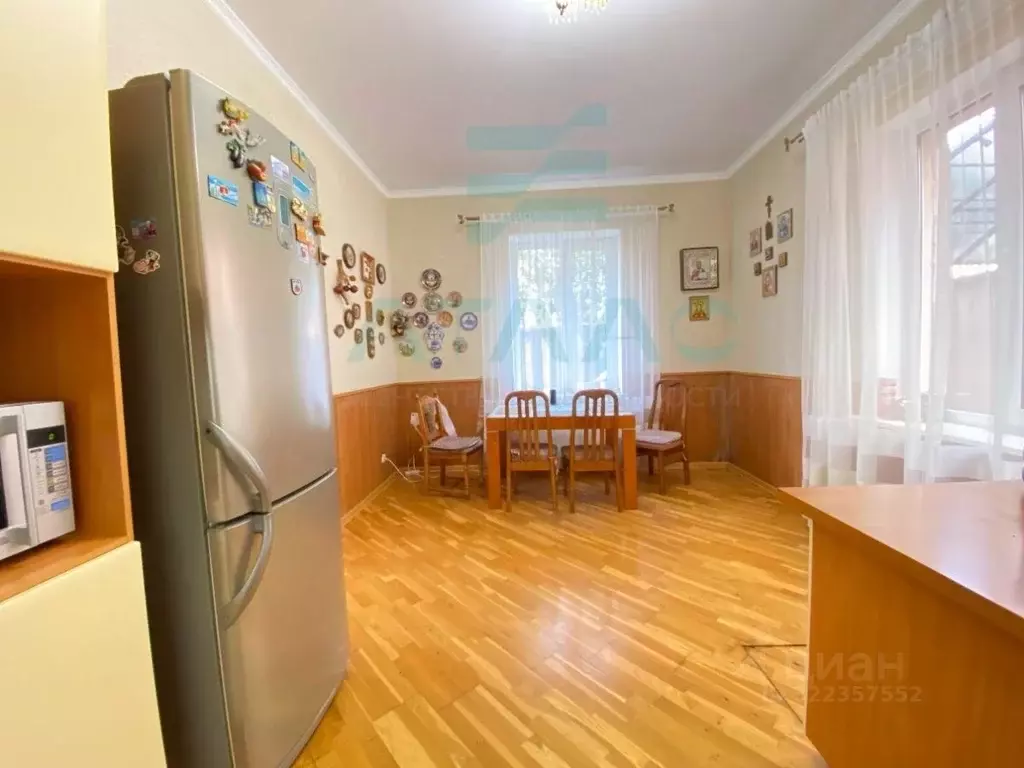 Дом в Крым, Симферополь ул. Имени Г.Л. Северского, 13 (253 м) - Фото 2