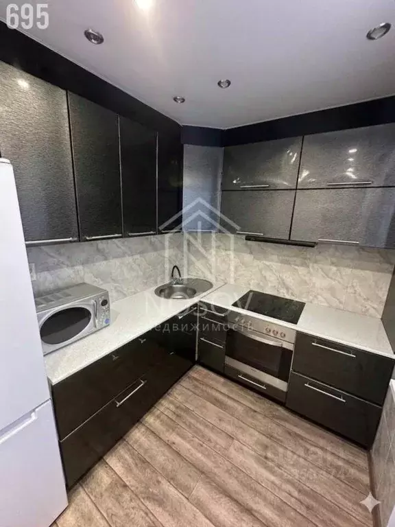 Студия Ханты-Мансийский АО, Сургут ул. Бахилова, 2 (29.2 м) - Фото 2