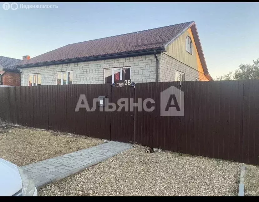 Дом в Усть-Лабинск, Азовская улица (300 м) - Фото 2