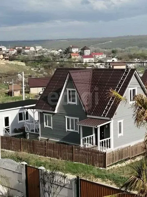 Дом в Севастополь ул. Летчика Алексеева (88 м) - Фото 0