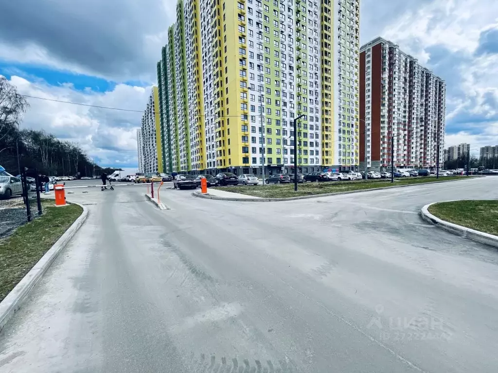 Гараж в Московская область, Красногорск городской округ, д. Путилково ... - Фото 1