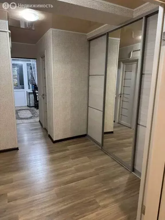 2-комнатная квартира: Усть-Лабинск, улица Гагарина, 88 (52.7 м) - Фото 1