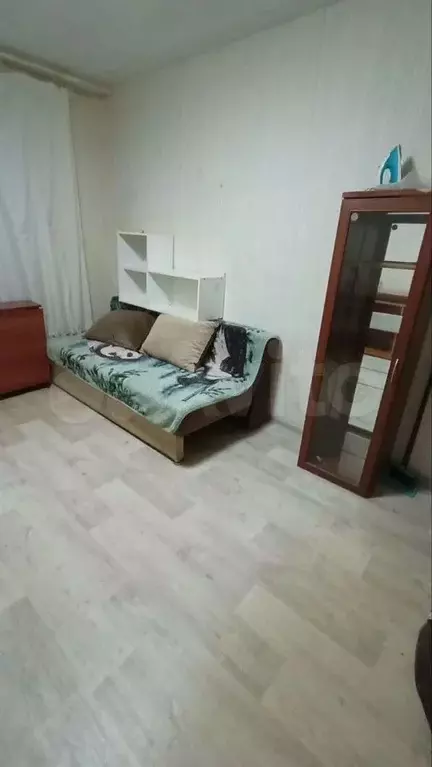 Комната 12 м в 3-к., 1/5 эт. - Фото 0
