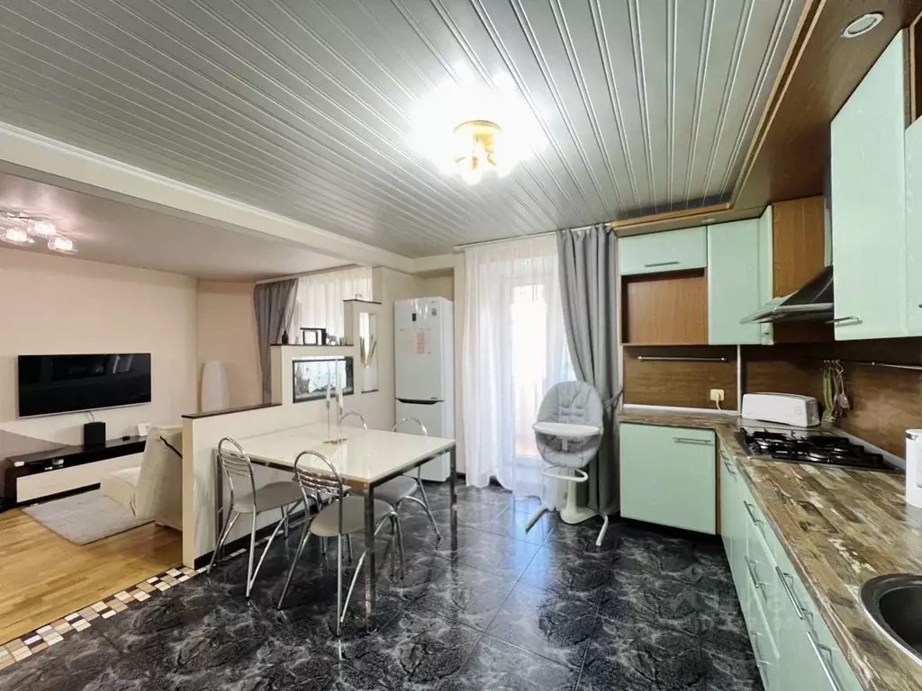 2-к кв. Нижегородская область, Кстово пл. Ленина, 1 (50.0 м) - Фото 0