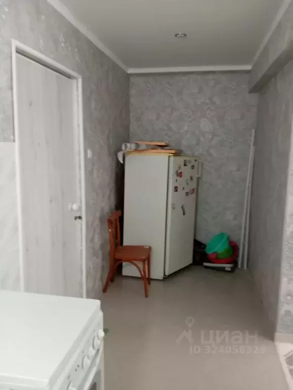 2-к кв. Карачаево-Черкесия, Черкесск ул. Космонавтов, 10 (32.8 м) - Фото 2